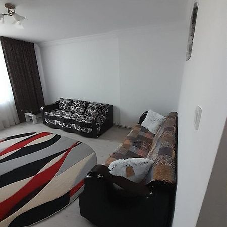 Apartament La Denis Bîrlad Extérieur photo