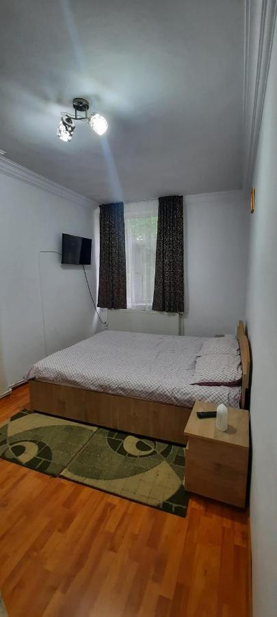 Apartament La Denis Bîrlad Extérieur photo